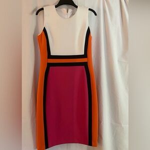 Adorable block style dress